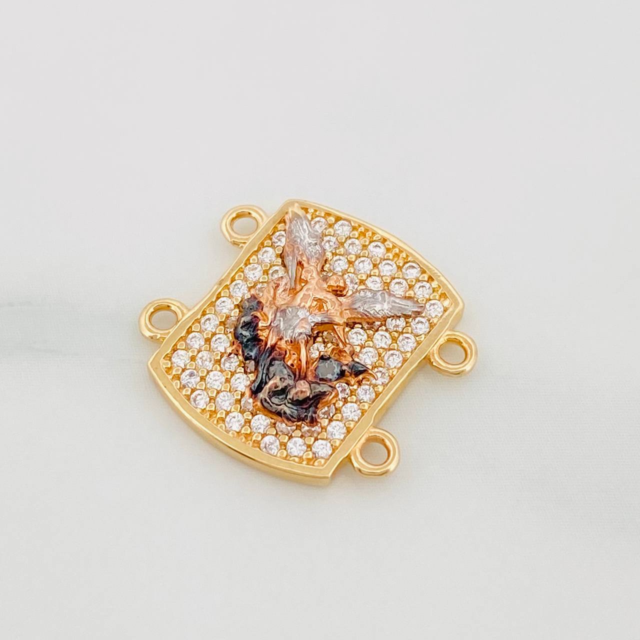 Herraje Placa San Miguel 2.4 g / 1/2 in Tres Oros 18K