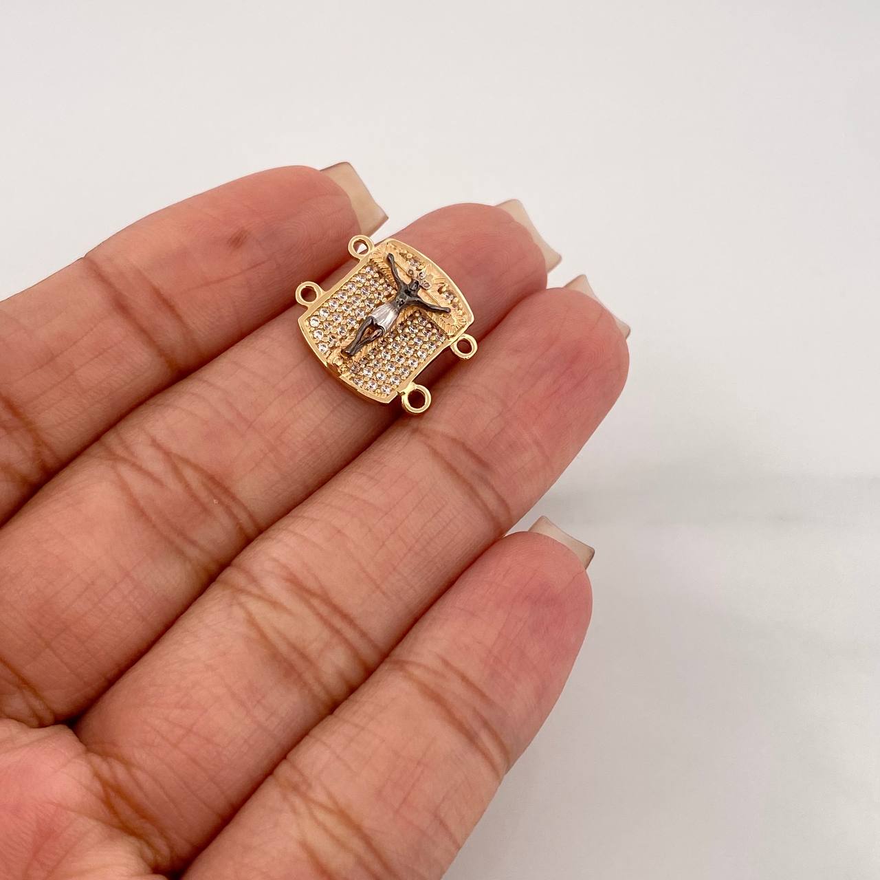 Herraje Placa Cruz Cristo 2.65 g / 1/2 in Tres Oros 18K