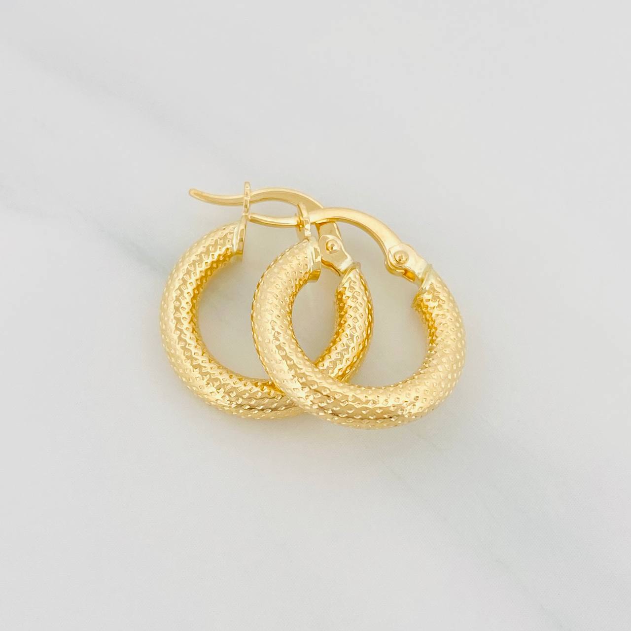 Candongas Tefi 1.95 g / 1/2 in Oro Amarillo 18K