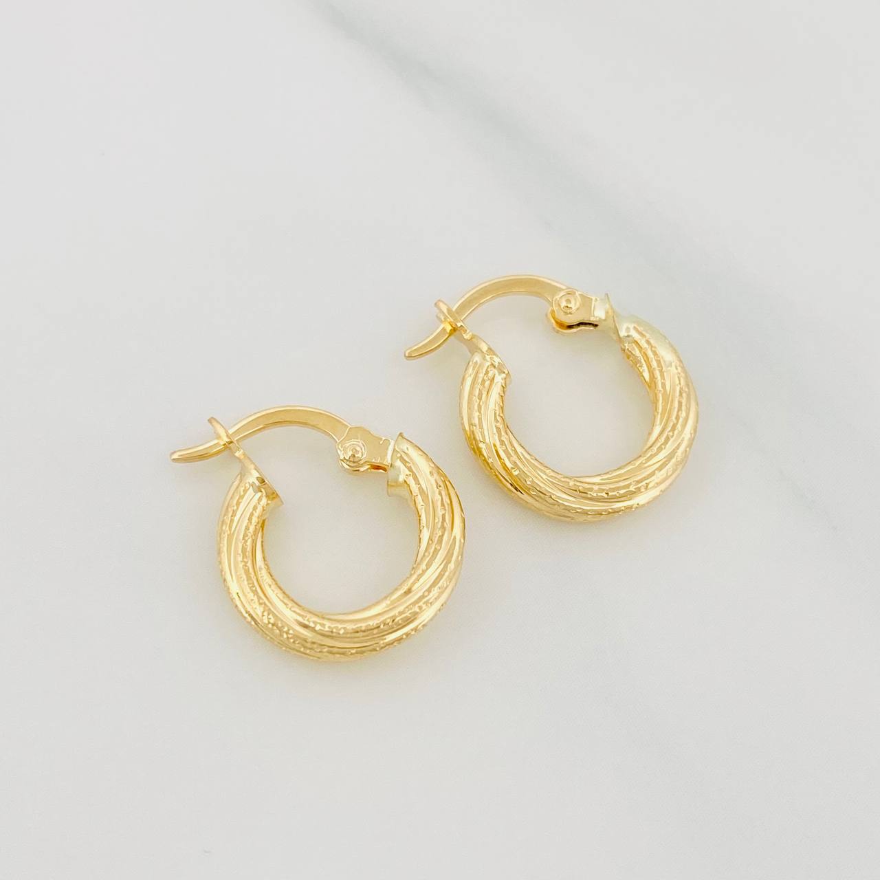 Candongas Niky 1.45 g / 1/2 in Oro Amarillo 18K