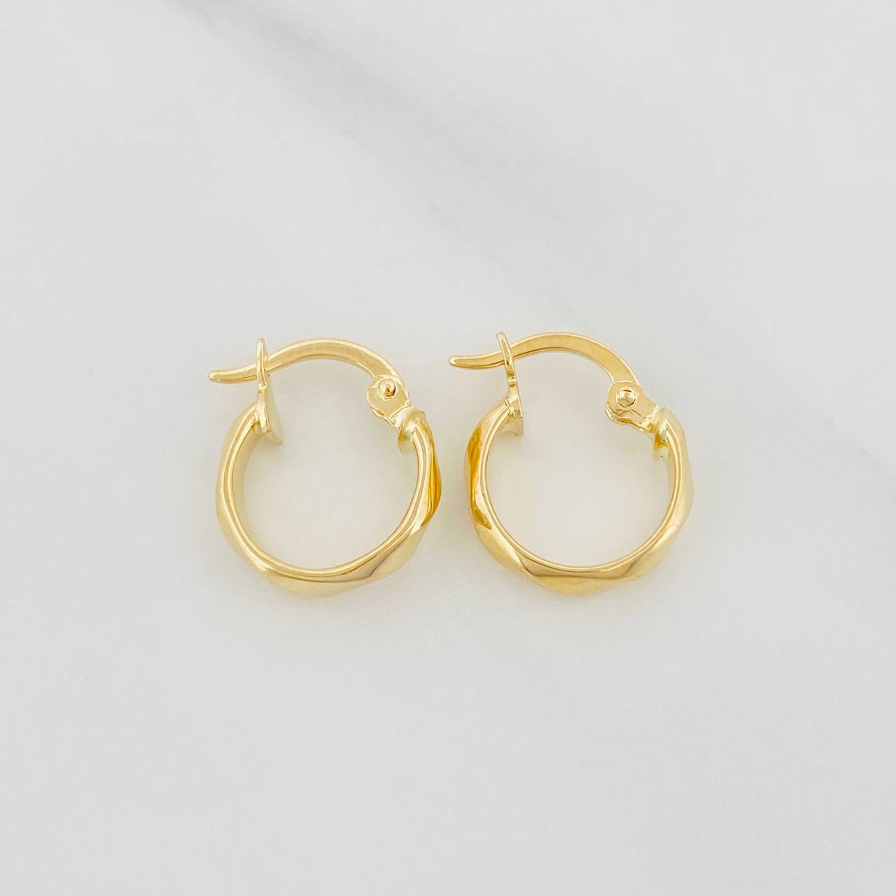Candongas Susi 1.1 g / 1/2 in Oro Amarillo 18K