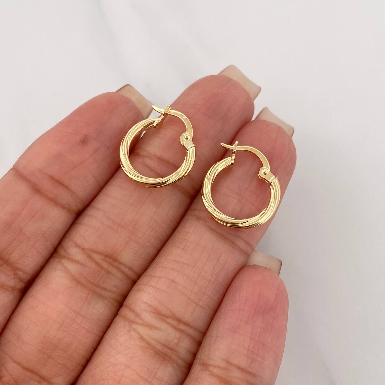 Hoop Earrings Mary 1.05 g / 1/2 in 18K Yellow Gold