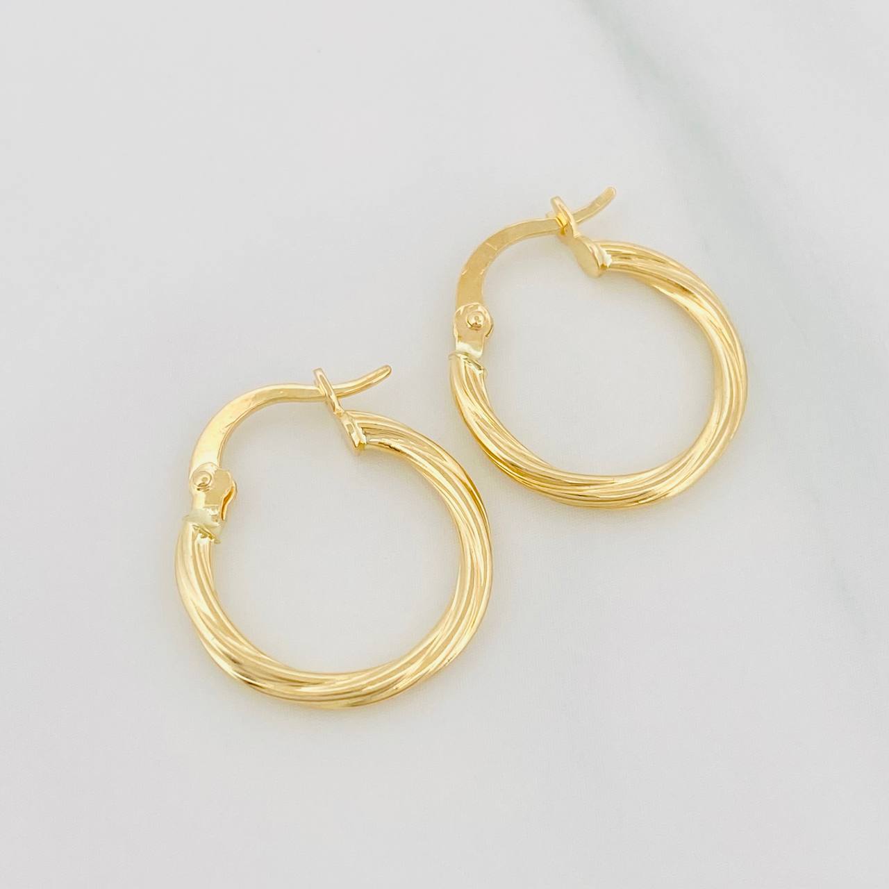 Candongas Mary 1.2 g / 3/4 in Oro Amarillo 18K