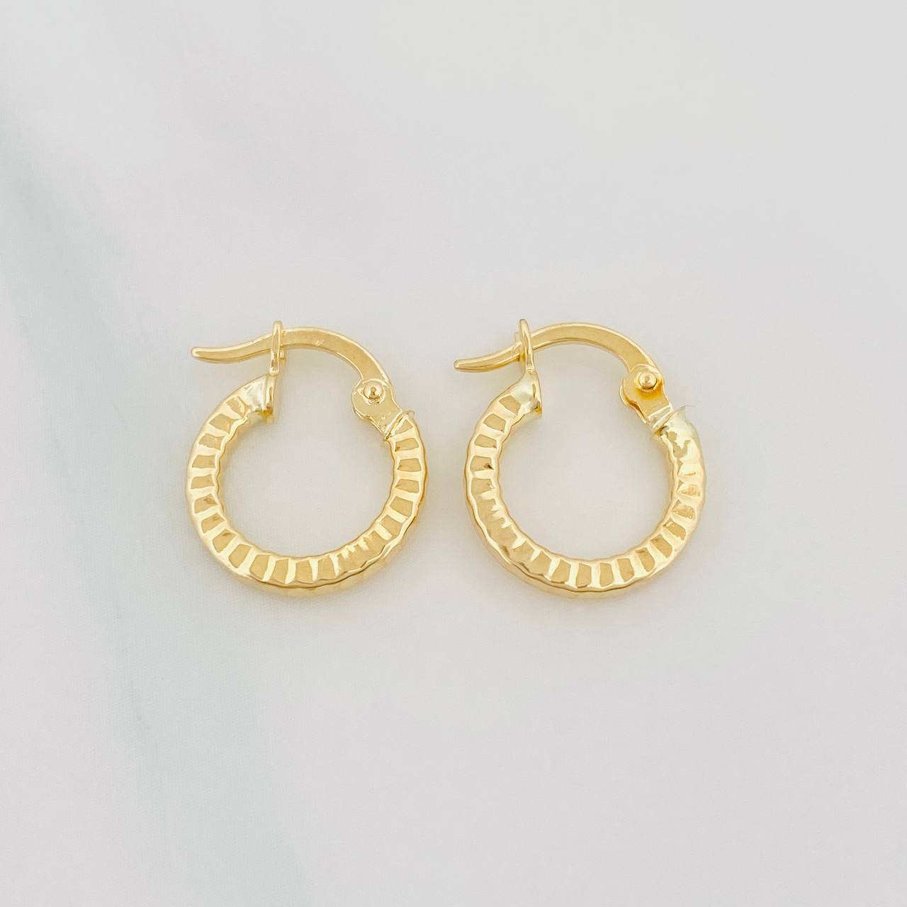 Candongas Emi 1.05 g / 1/2 in Oro Amarillo 18K