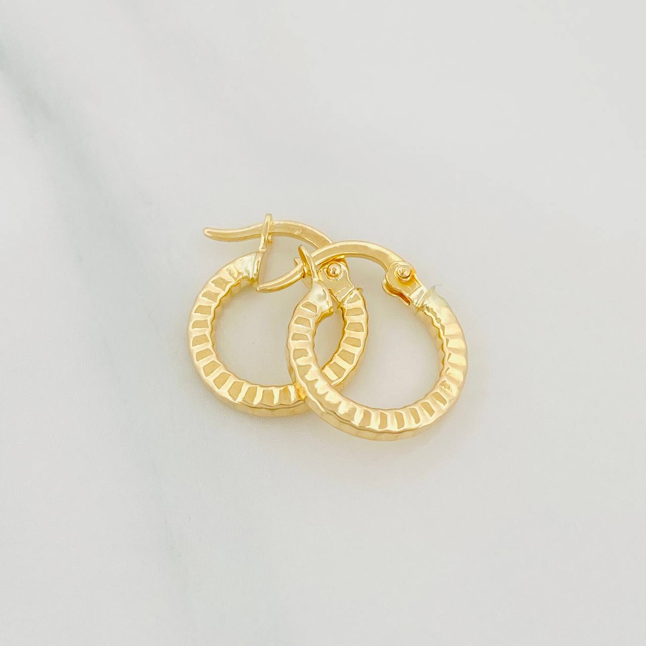 Candongas Emi 1.05 g / 1/2 in Oro Amarillo 18K