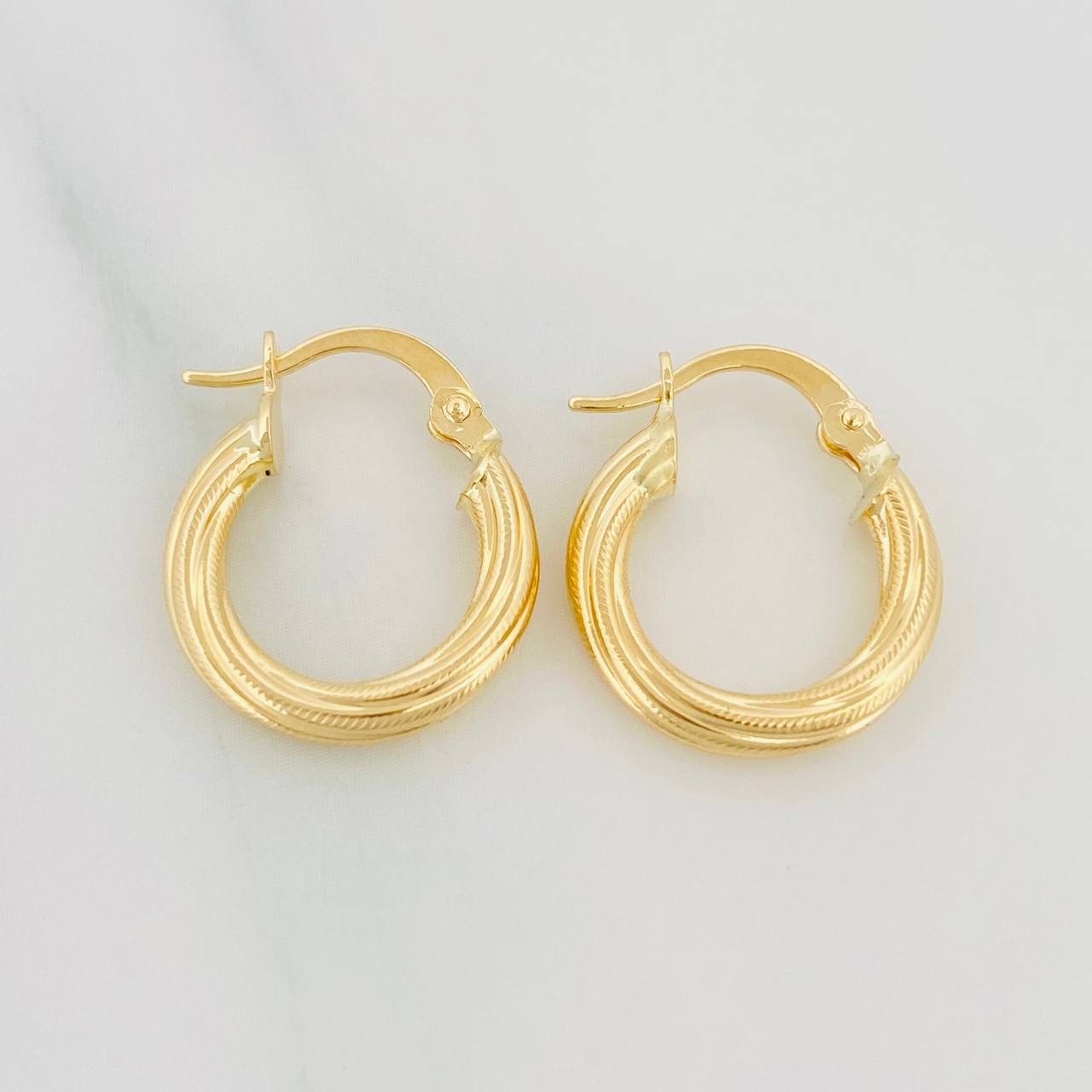 Candongas Lola 1.7 g / 3/4 in Oro Amarillo 18K