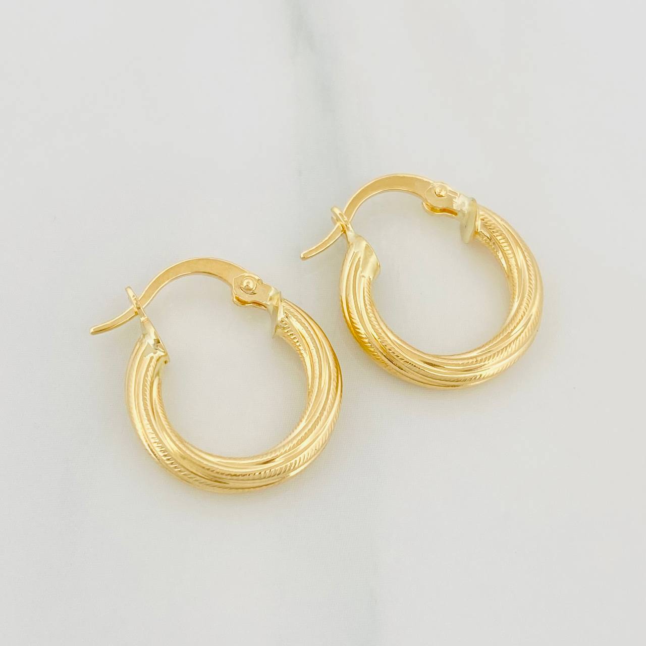 Candongas Lola 1.7 g / 3/4 in Oro Amarillo 18K