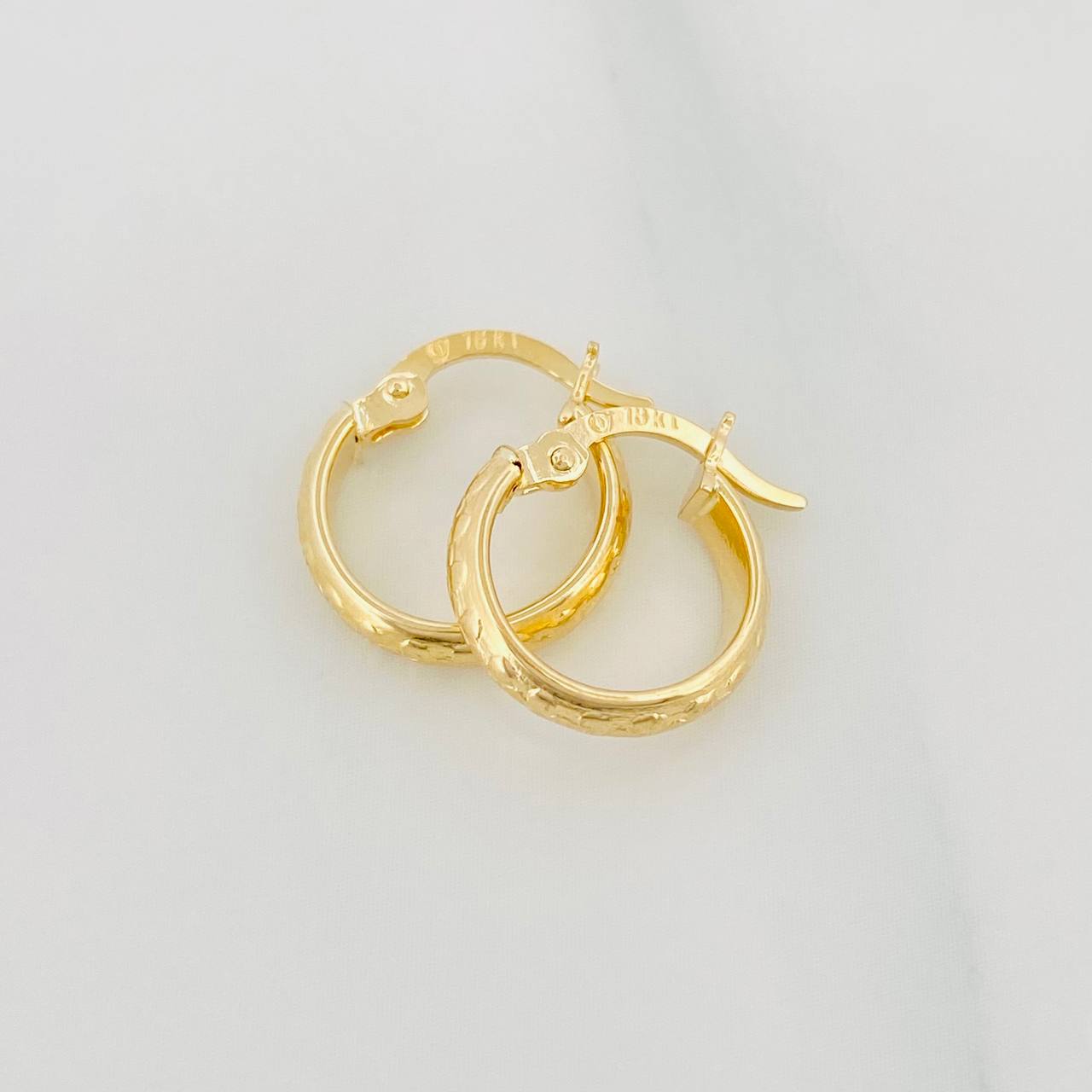 Hoop Earrings Bubbles 1.05 g / 1/2 in 18K Yellow Gold