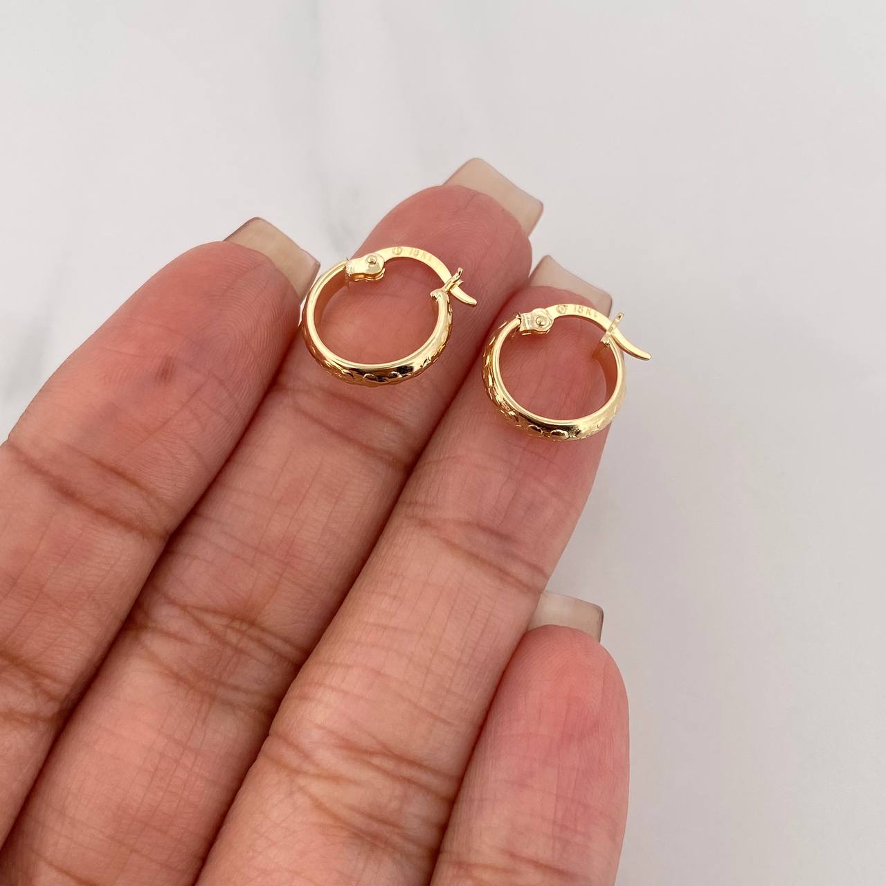 Hoop Earrings Bubbles 1.05 g / 1/2 in 18K Yellow Gold