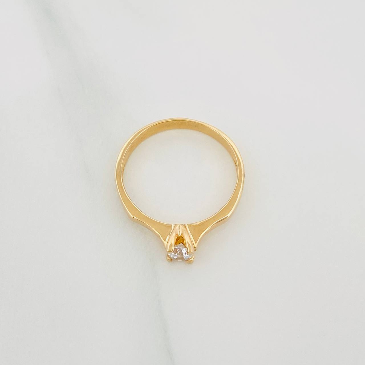 Anillo Solitario 2.05 g / T5 1/2 Oro Amarillo 18K