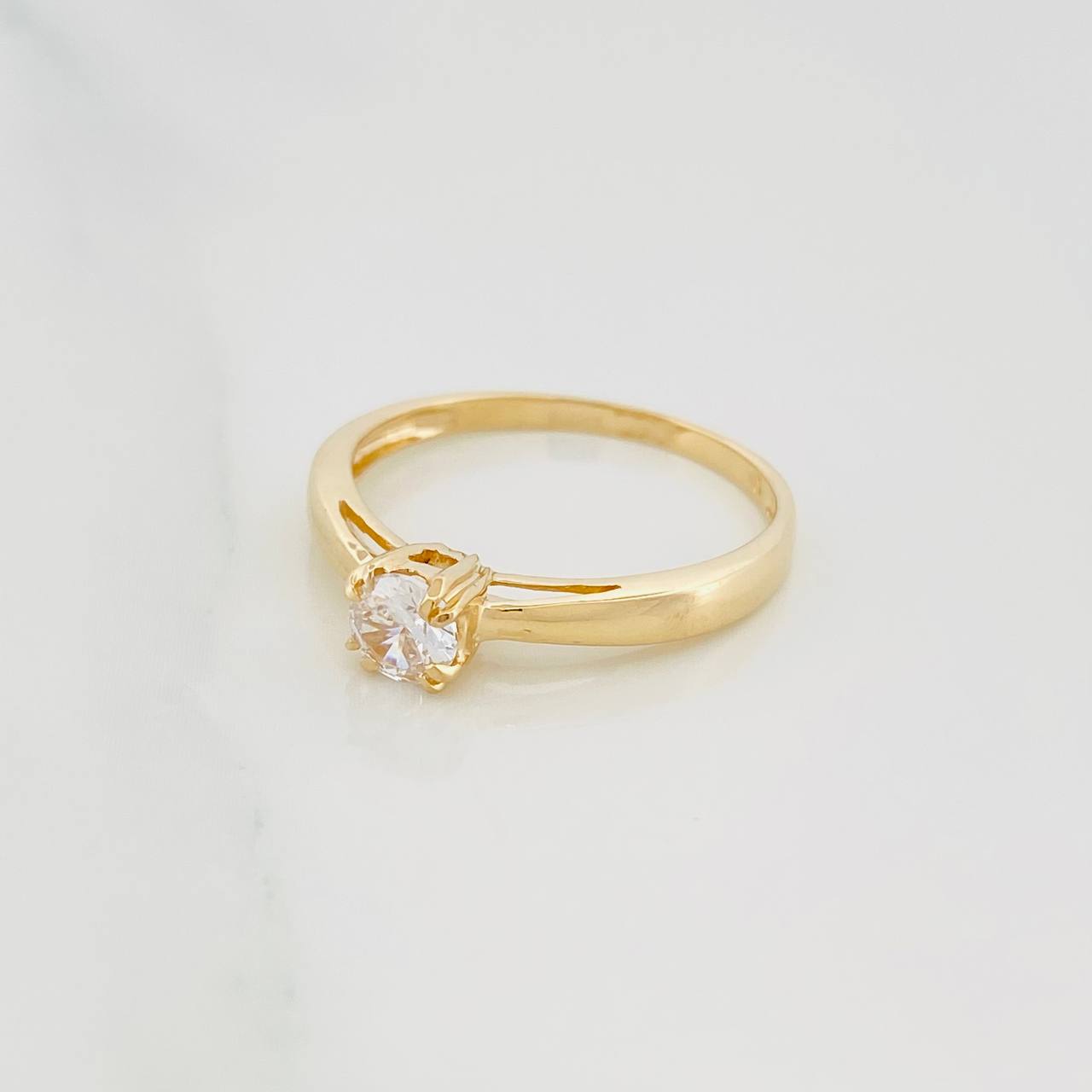 Solitaire Bridge Ring 2 g / T7 1/4 Yellow Gold 18K