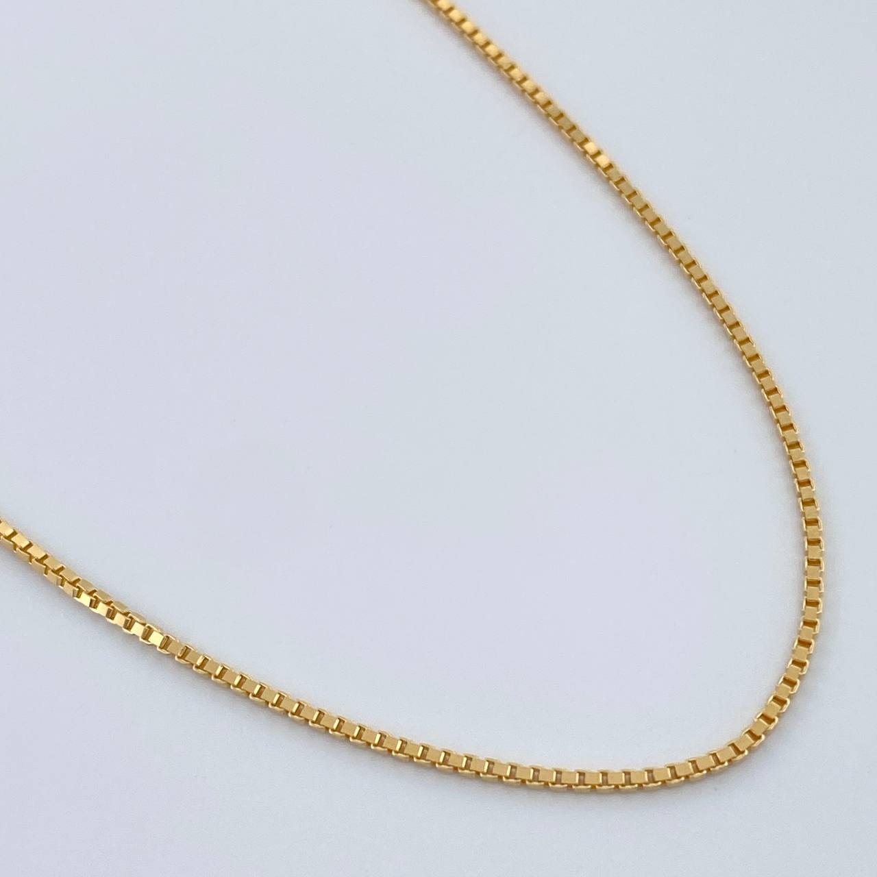 Cadena Veneciana 1.8gr / 18 in / 0.65mm Oro Amarillo +3 18K %