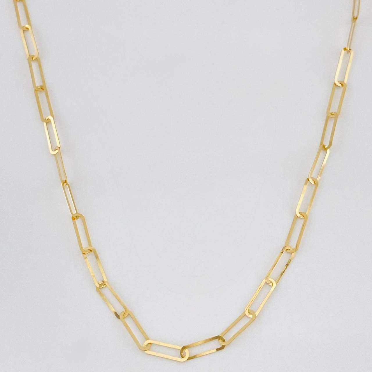 Paperclip Chain 1.05g / 18 in / 1.97mm Yellow Gold 18K