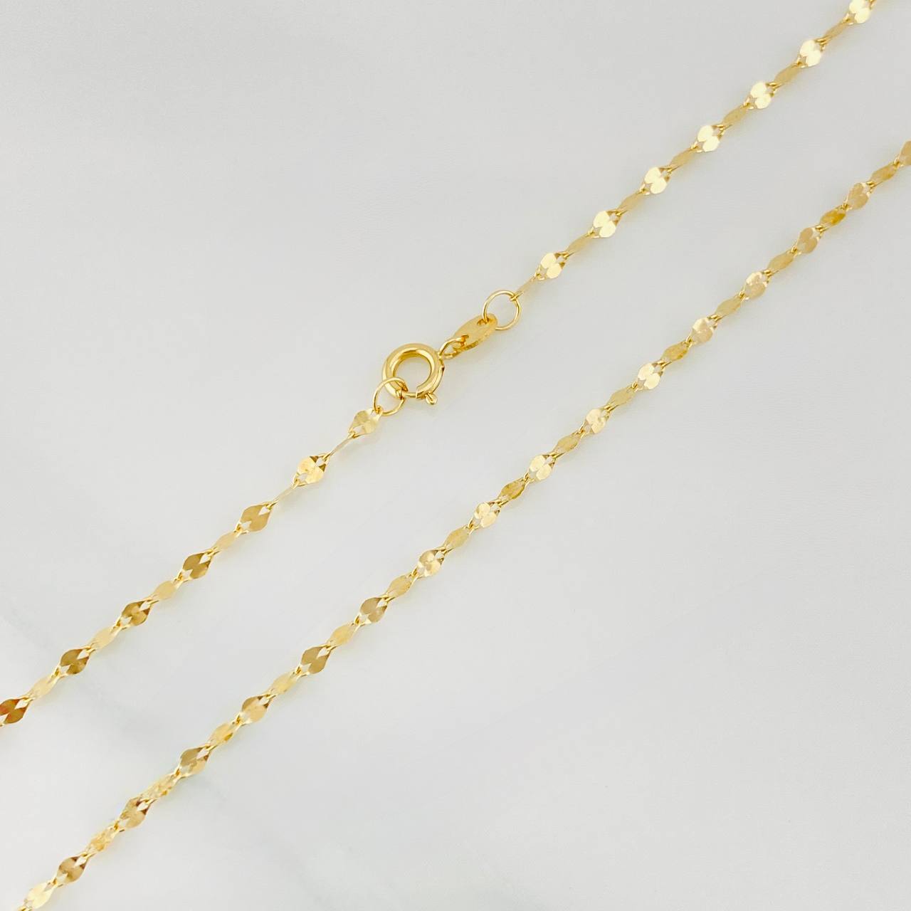 Mirror Flower Chain 0.8g / 18 in / 1.65mm Yellow Gold 18K