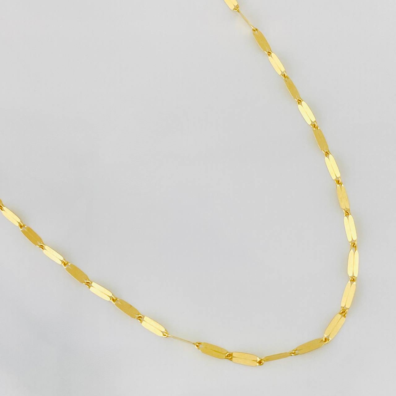 Cadena Flor Espejo 2.10g / 18 in / 2.39mm Oro Amarillo 18K