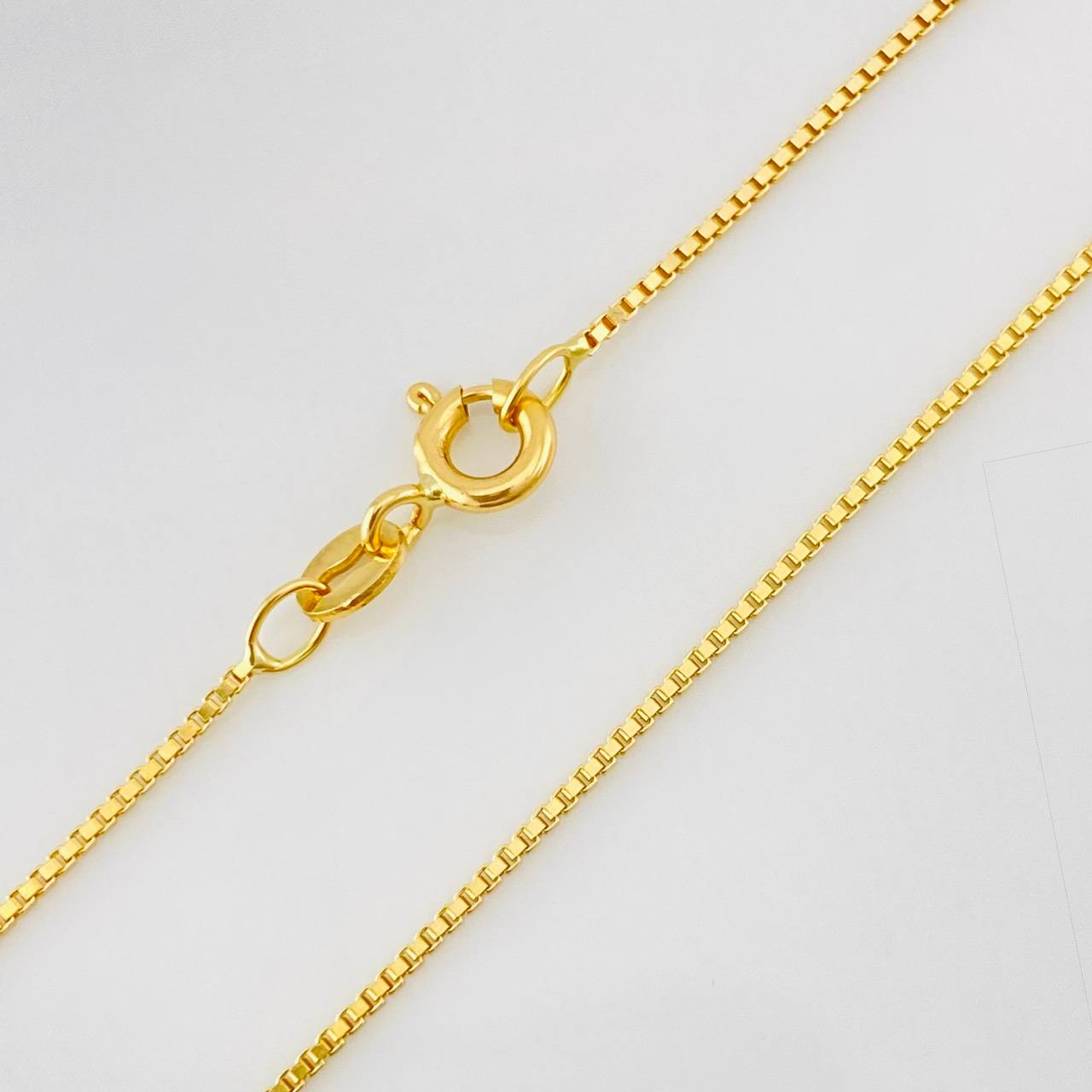 Venetian Chain 2.8g / 18 in / 0.8mm Yellow Gold 18K