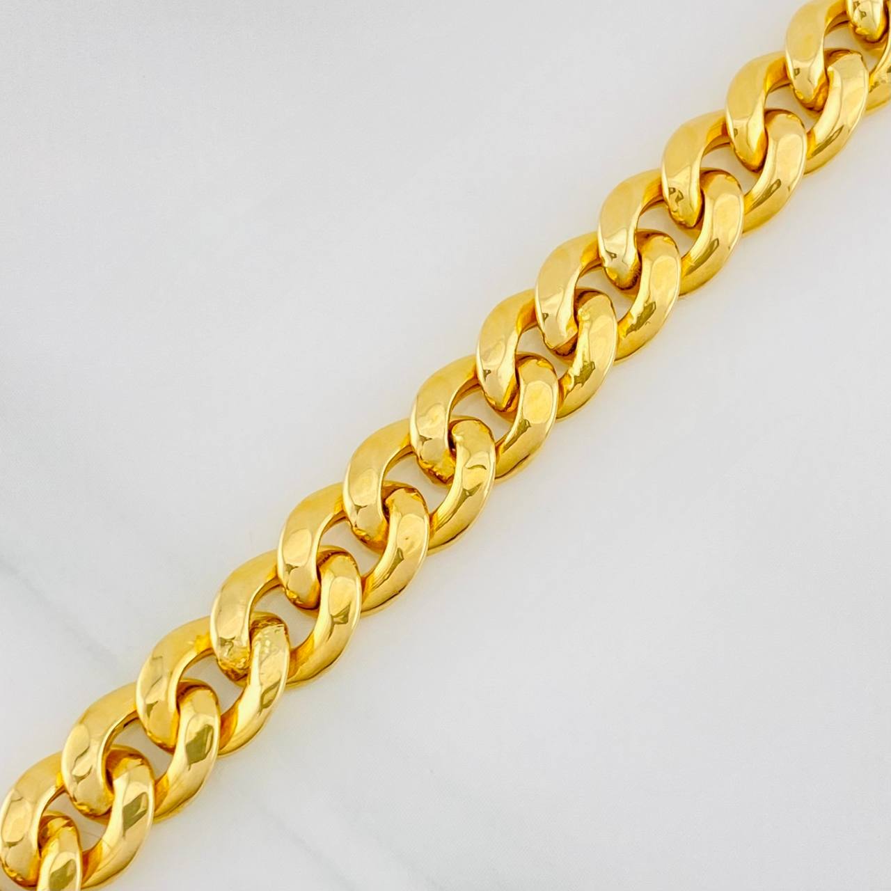 Pulso Cubano 6.6g / 7 3/4 in / 7.52mm Oro Amarillo 18K