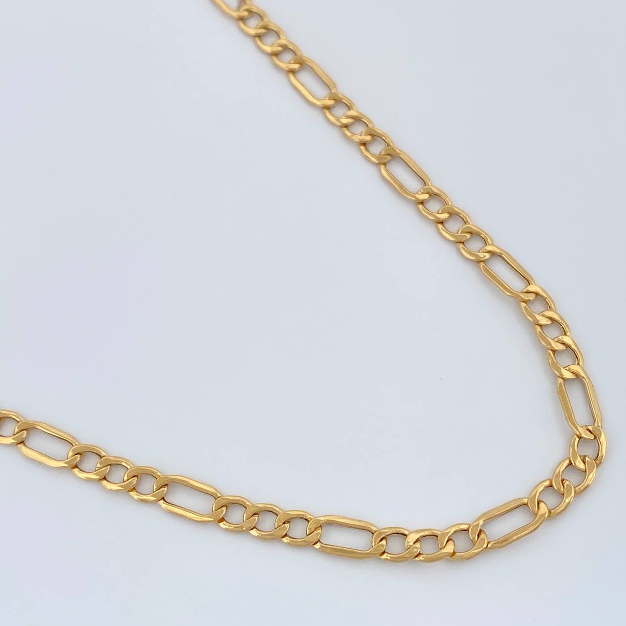 Cadena Figaro 5.45gr / 23 3/4 in / 3.4mm Oro Amarillo +1 18K &