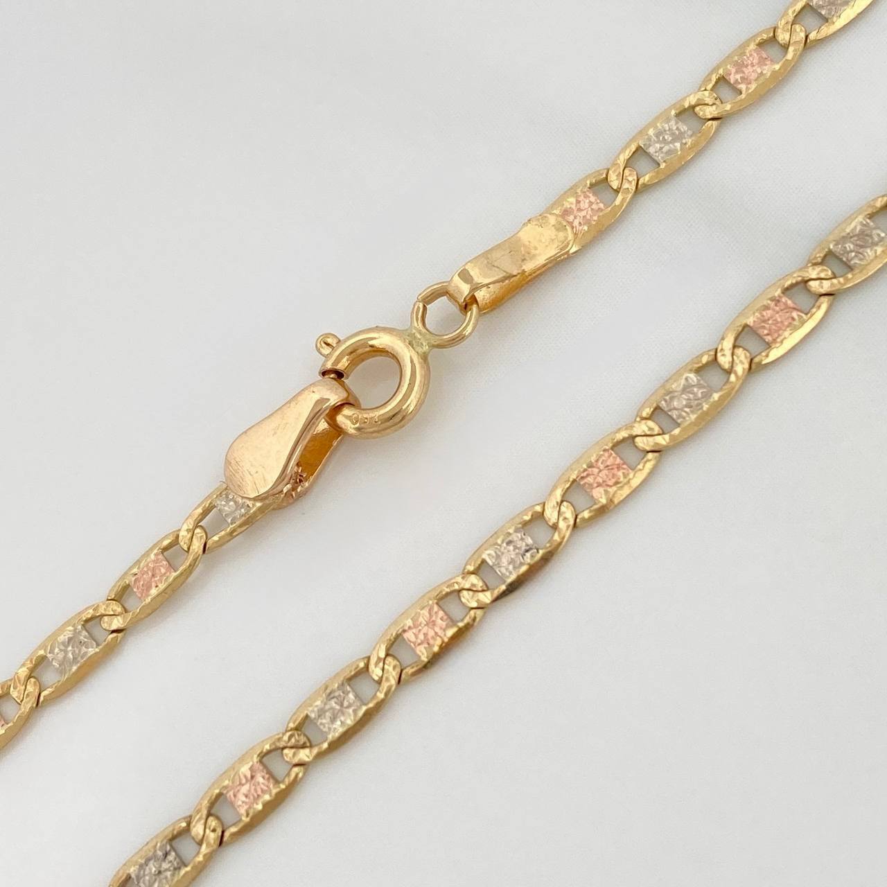 Tobillera Escalera Plana 3.1 g / 10 in / 1.6 mm Tres Oros 18K