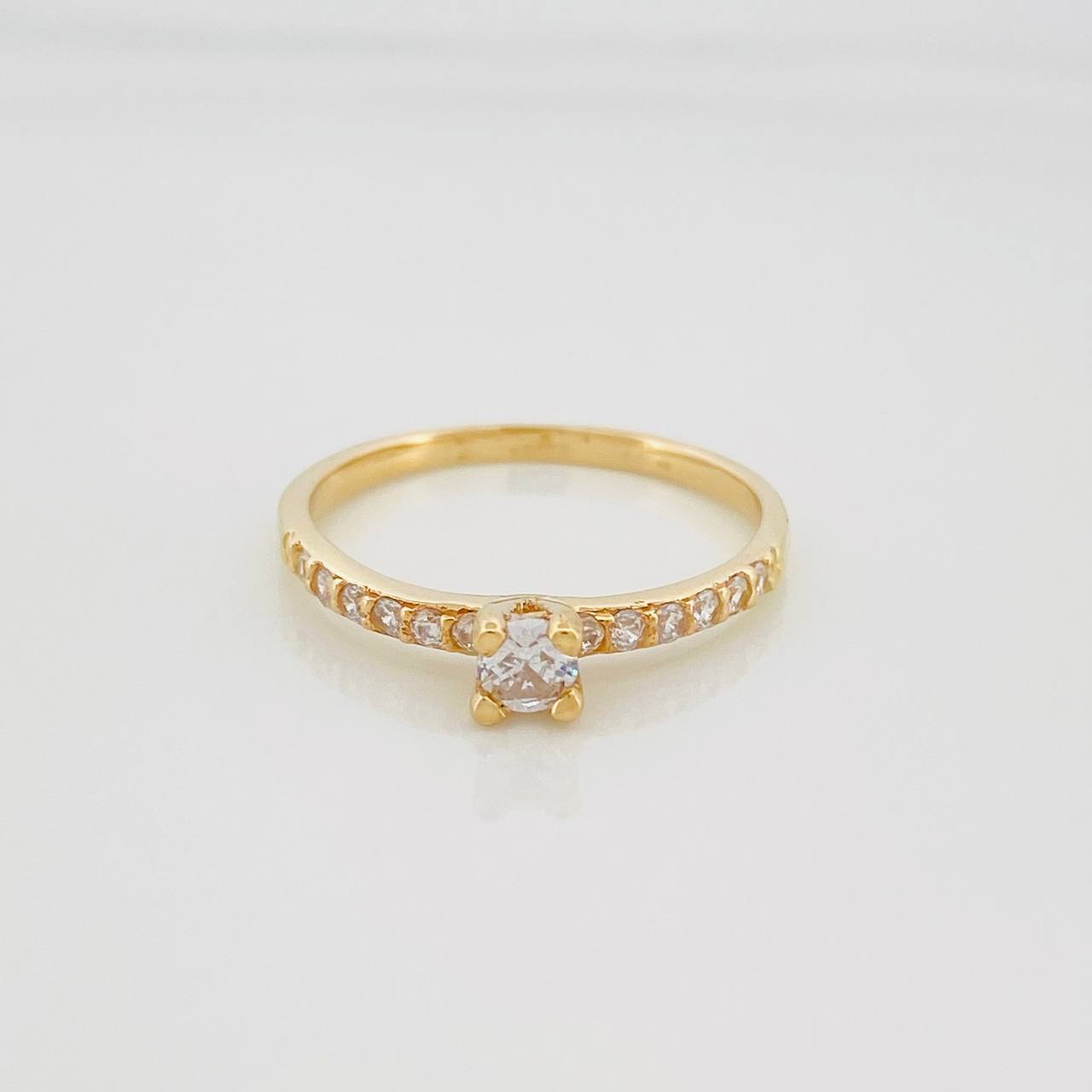 Anillo Solitario Churumbela 2 g / T6 3/4 Oro Amarillo 18K