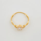Flower Ring 1.75 g / Size 6 3/4 Yellow Gold 18K