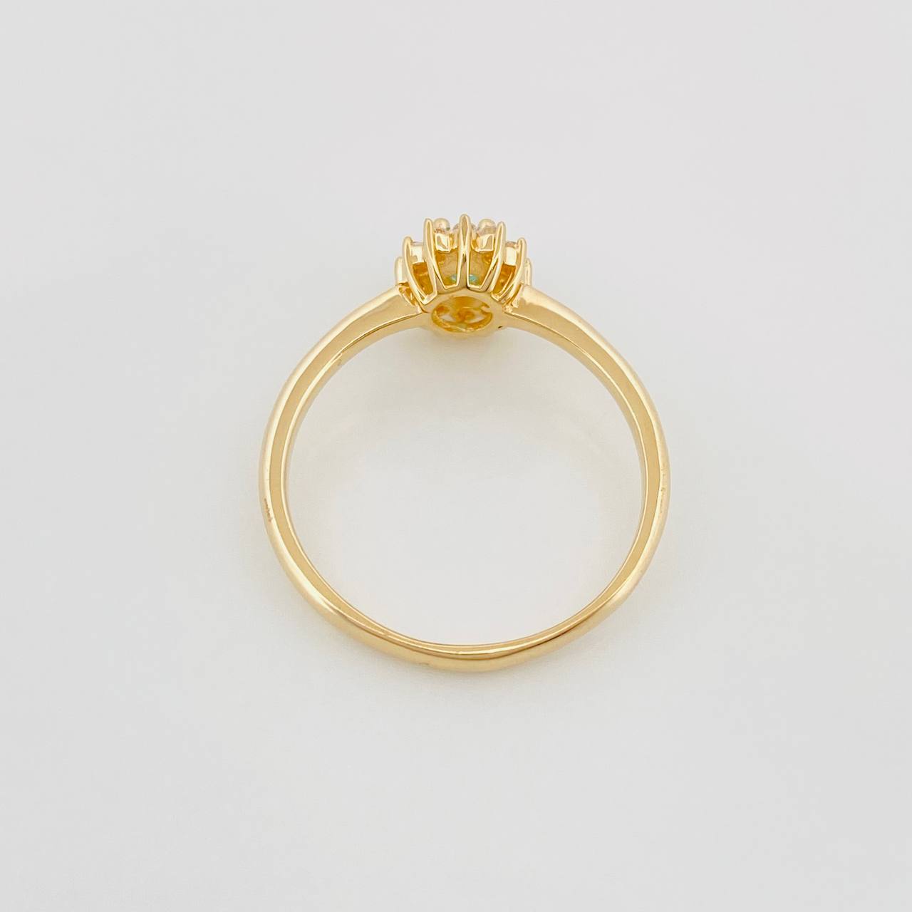 Anillo Solitario Flor 2.65 g / T7 1/4 Oro Amarillo 18K