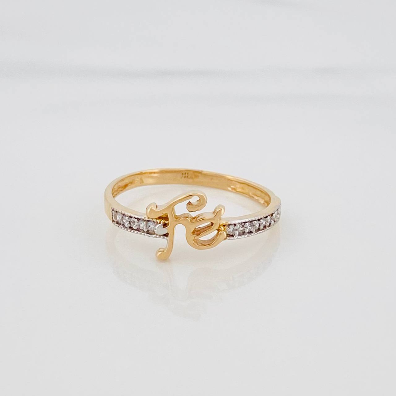Anillo Fe 1.6 g / T6 3/4 Dos Oros Amarillo Blanco 18K
