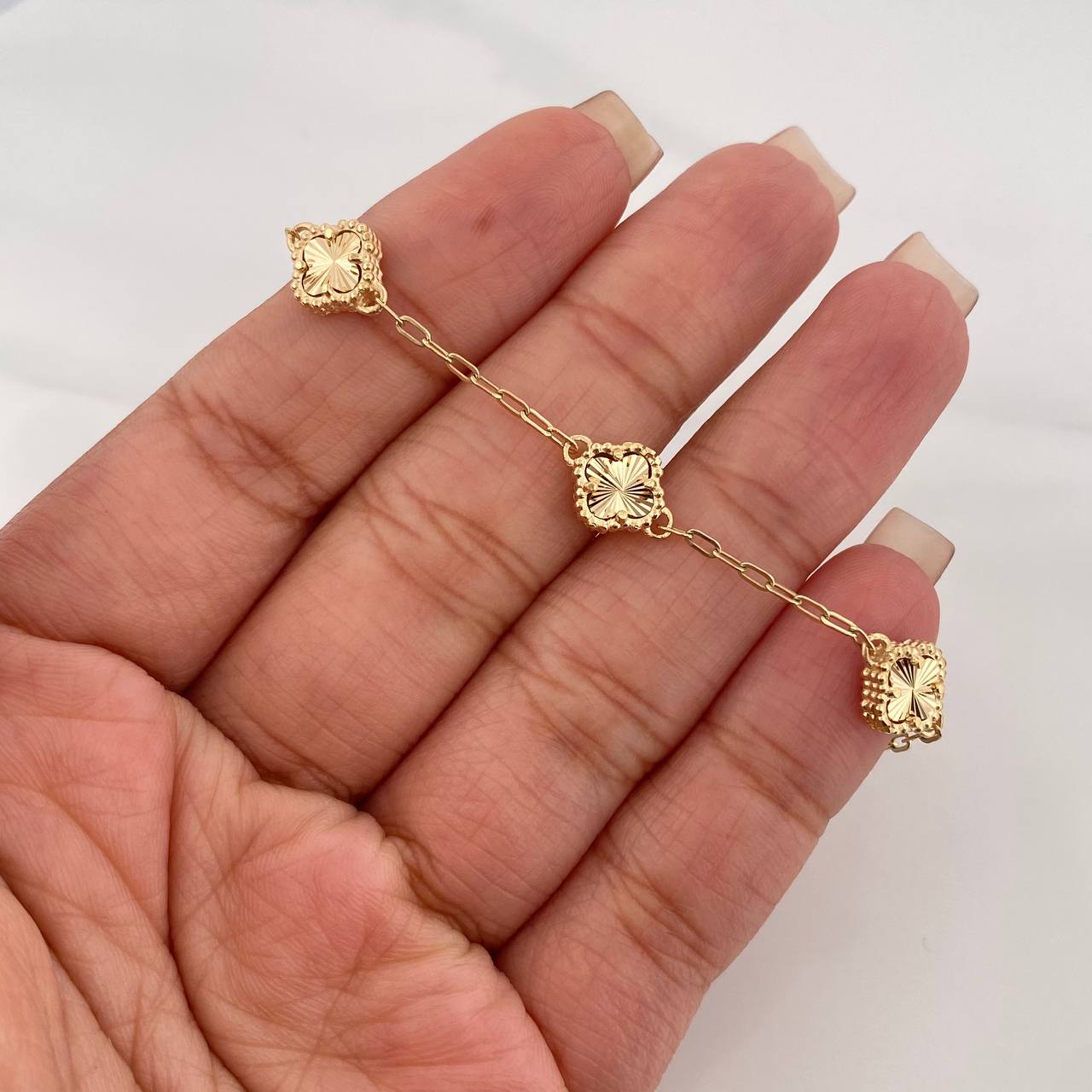 Classic Link Bracelet Clover 3.8 g / 7 in / 1 mm Yellow Gold 18K
