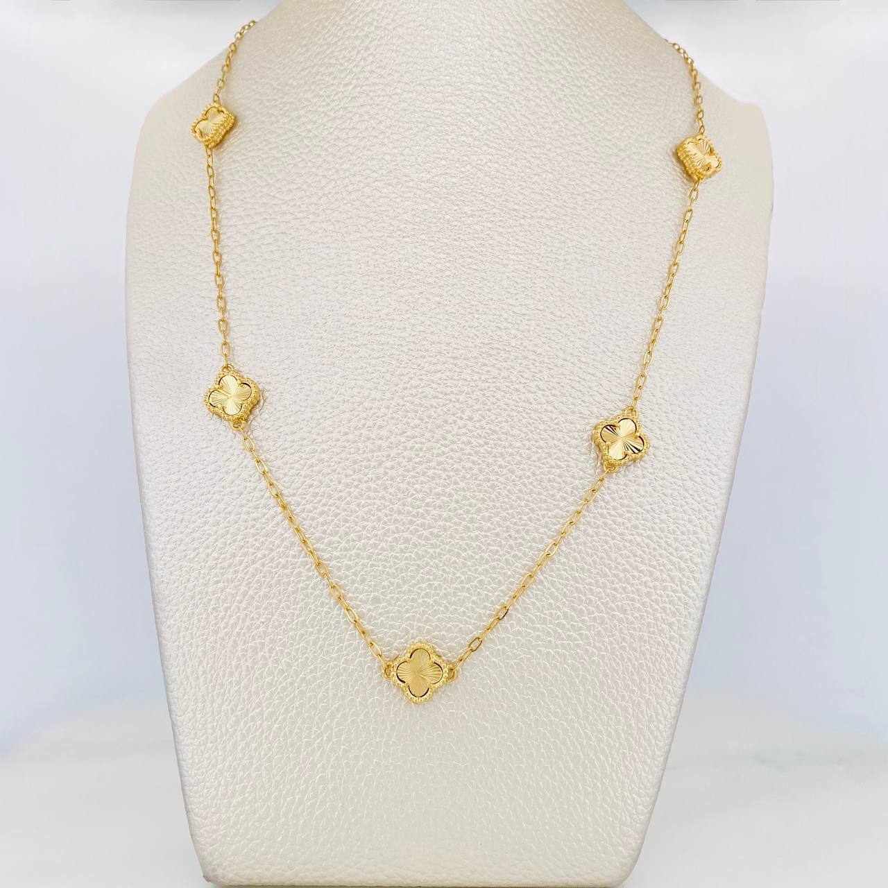 Cadena Aro Seguido Trebol 5.9 g / 19 3/4 in / 1 mm Oro Amarillo 18K
