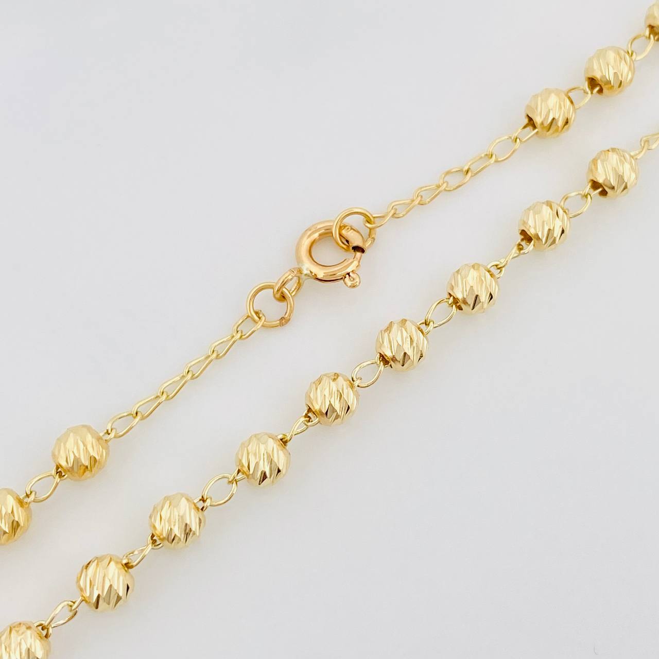 Miraculous Virgin Rosary 11.4 g / 23 1/2 in / 3.8 mm 18K Yellow Gold
