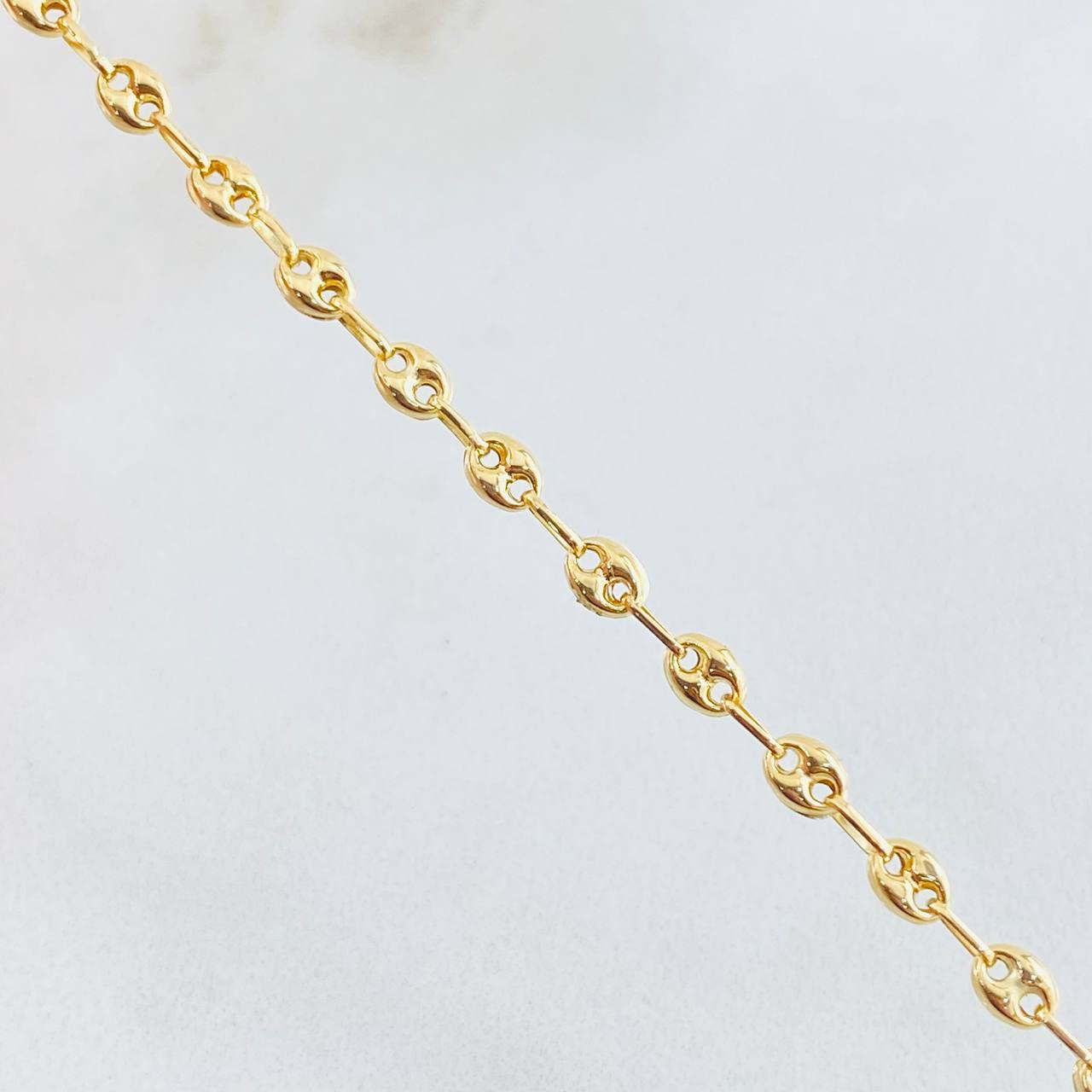 Bracelet GC 2gr / 7 in / 18K Gold