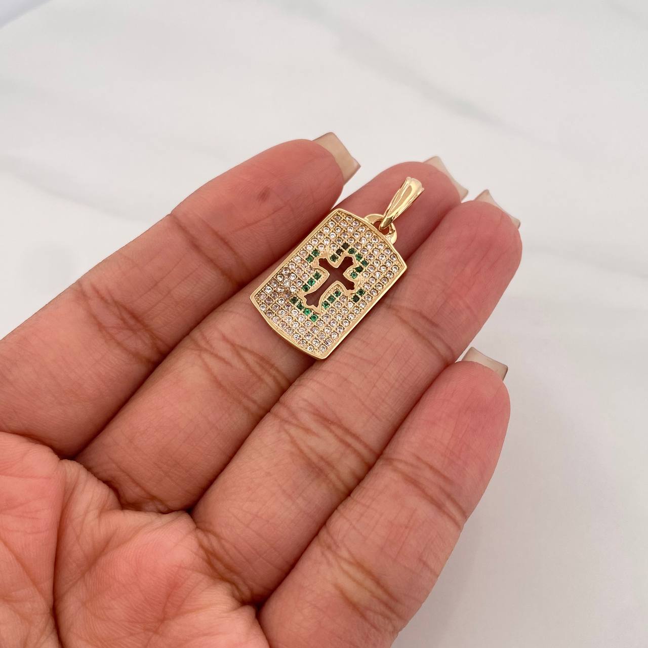 Dije Placa Cruz 2.95 g / 1 1/4 in Oro Amarillo 18K