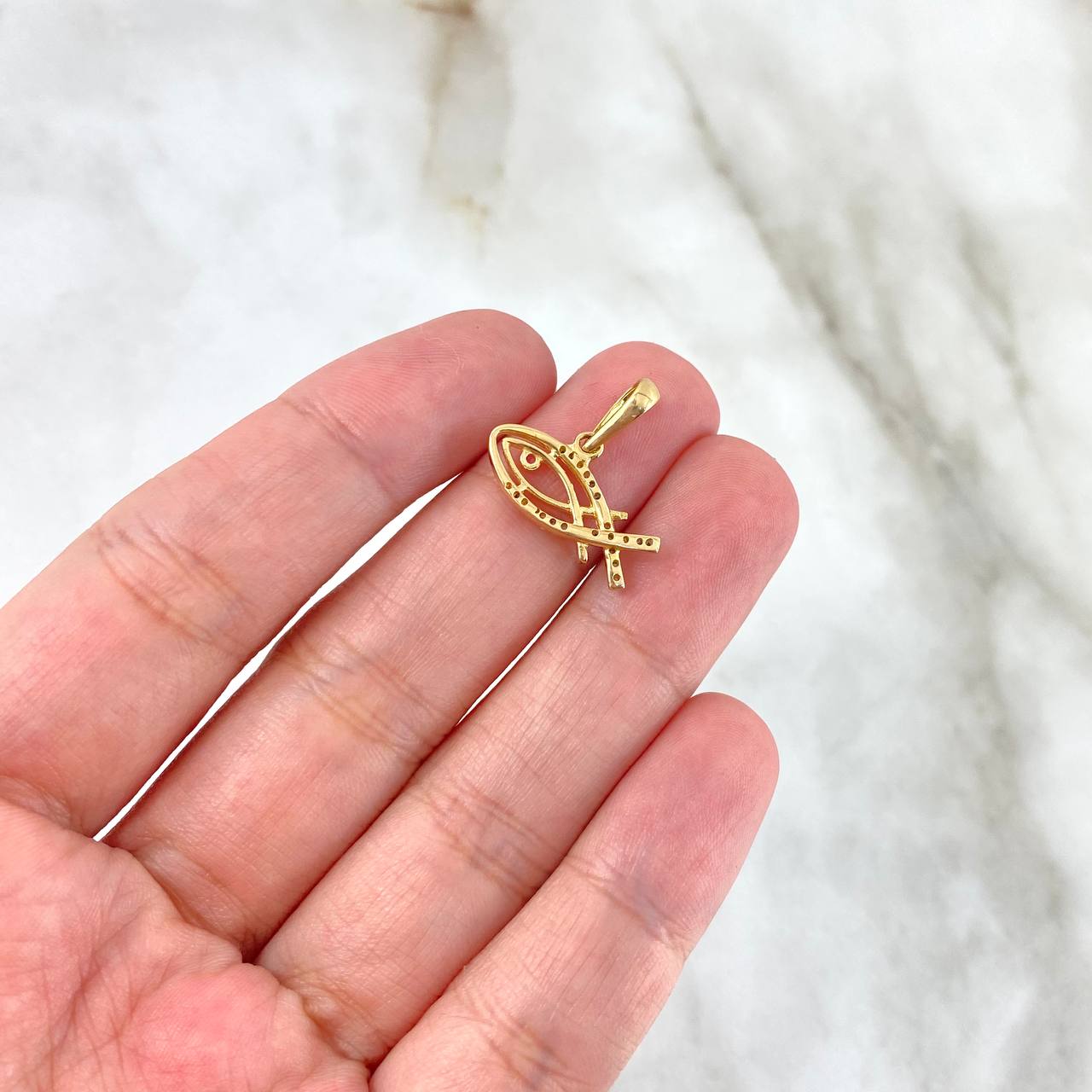 Pendant Fish 1.75gr / 1.7cm / Colored Zircons Yellow Gold