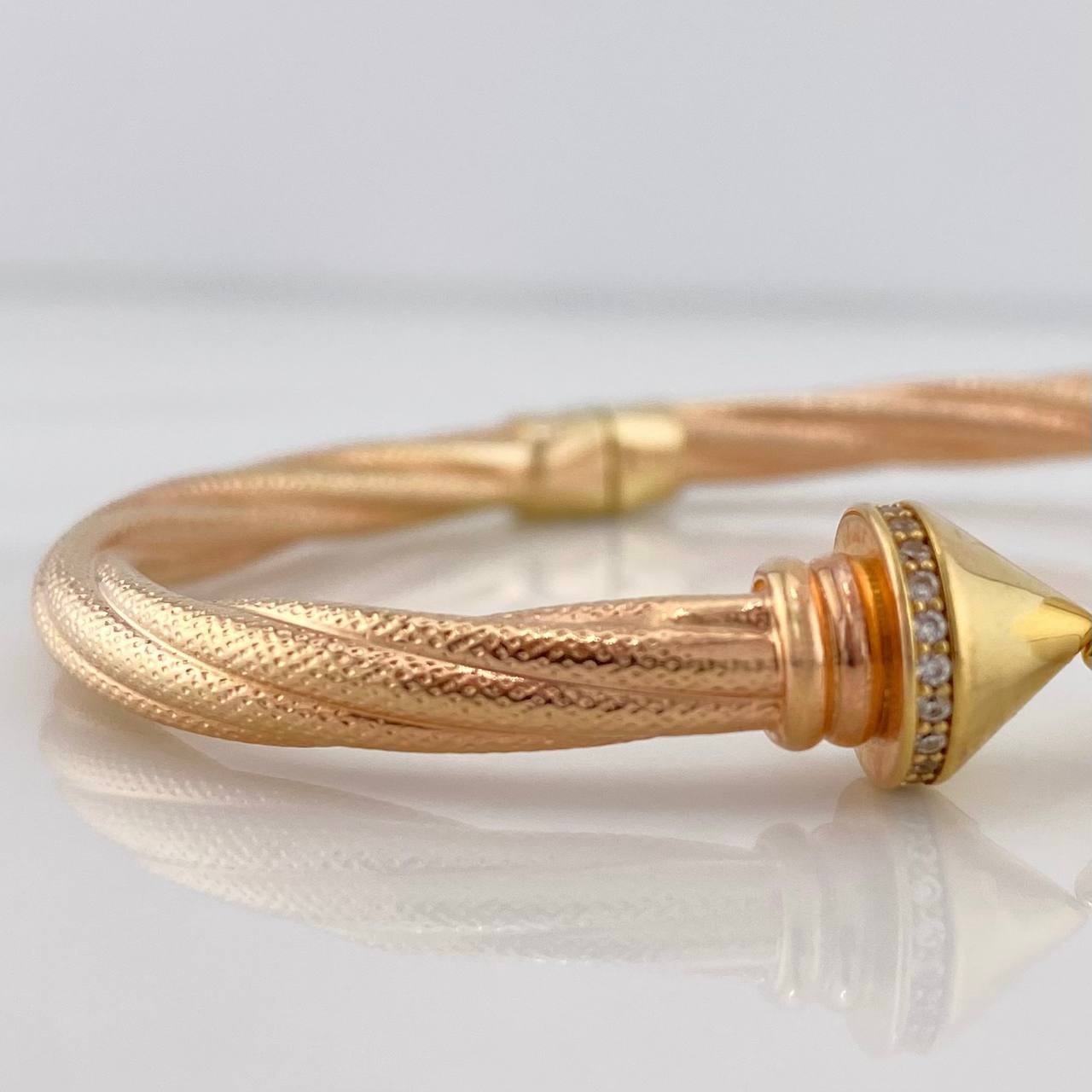 Pulso Entrelazado 12.55 g / 6 3/4 in / 4.5 mm Dos Oros Amarillo Rosa 18K