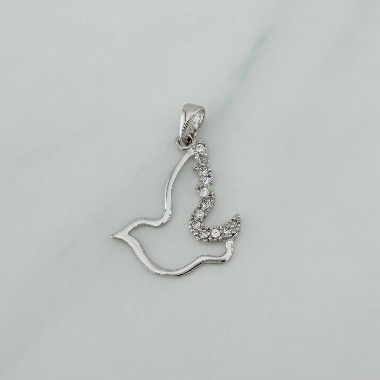 Dove Pendant 0.85 g / 1 in 18K White Gold