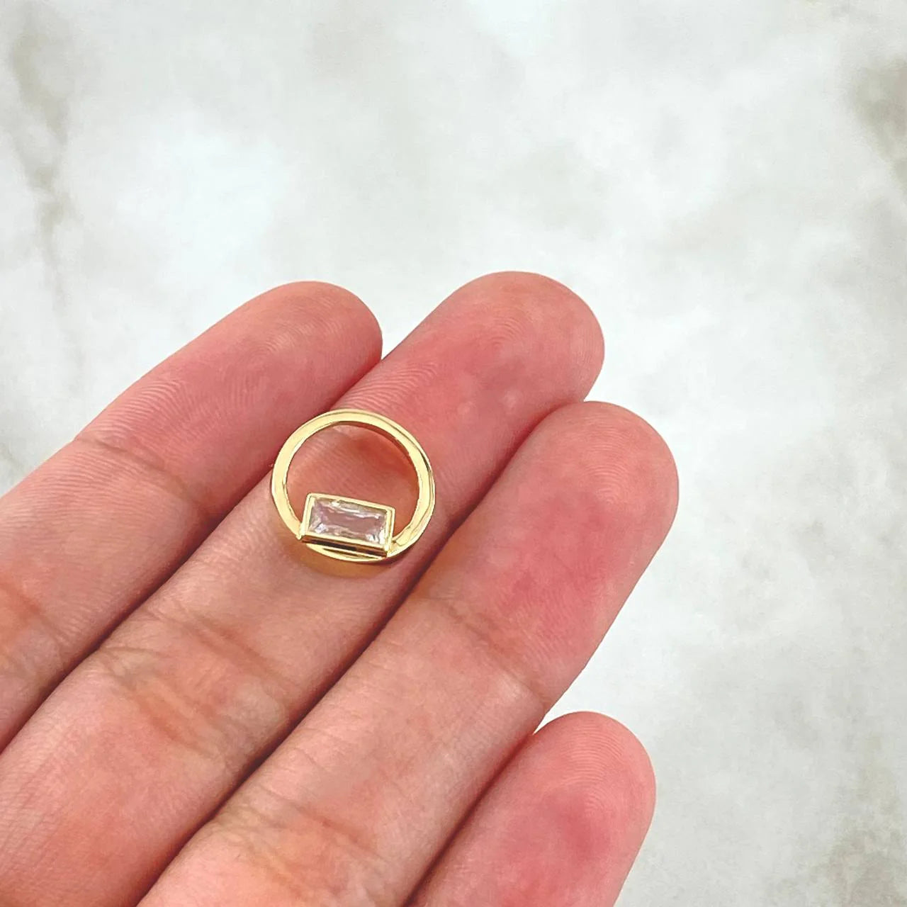 Dije Rectangulo En Aro 1.25 g / 1,3 cm Oro Amarillo 18K Nac.Esp.