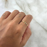 Cross Ring 1.1gr / T7 3/4 / Green Zircon 18K Yellow Gold ©