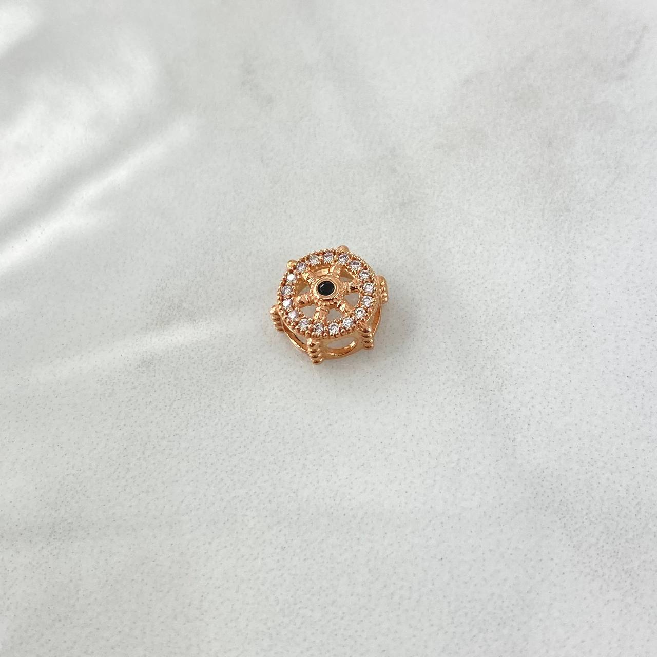 Herraje Timon 0.95gr / 1cm / Circones Blancos y Negros Oro Rosa 18K ©