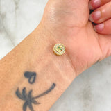 Charm Skull In Hoop 1.1gr / 1cm / White And Green Zircons 18K Yellow Gold ©