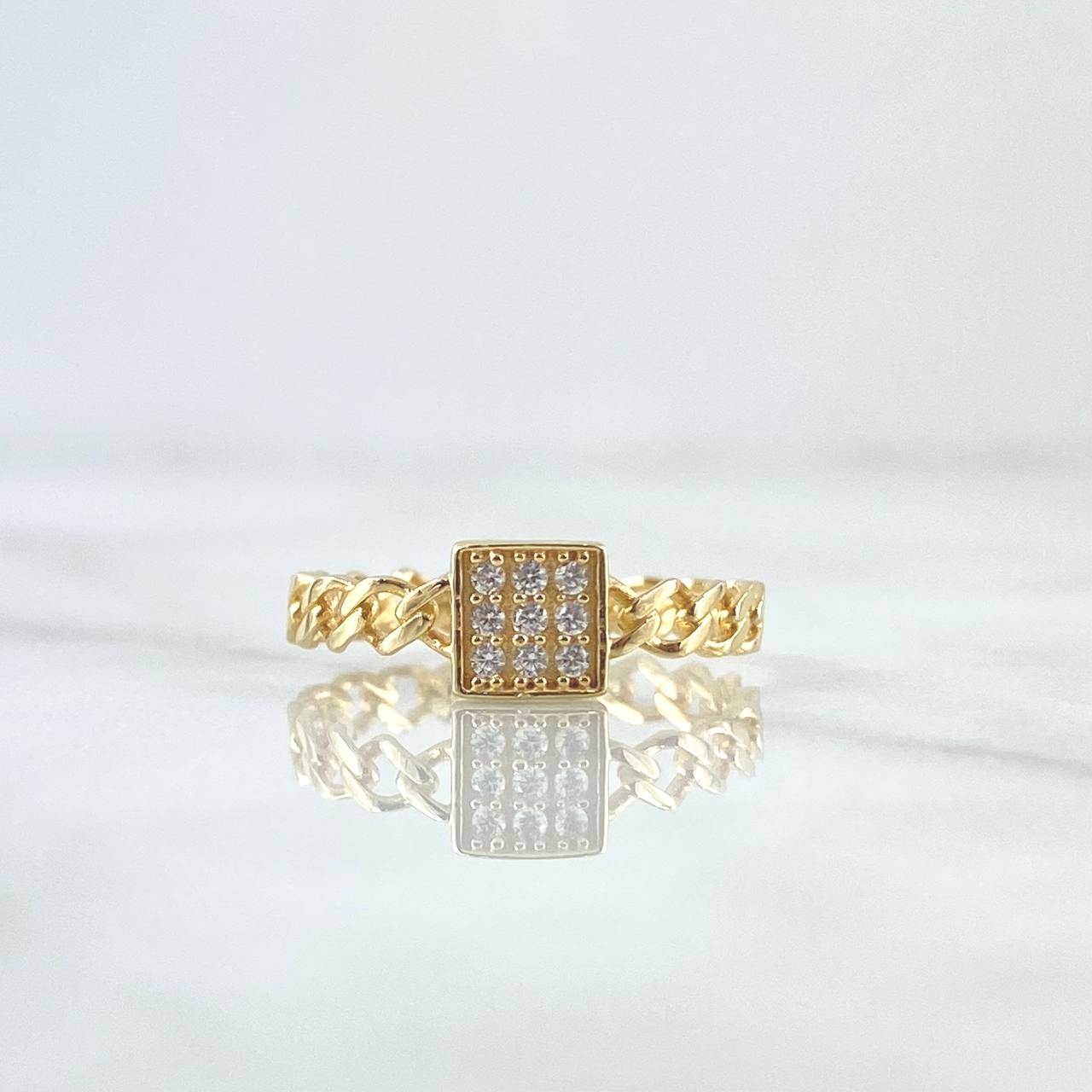 Anillo Cuadro Cubano 1.65gr / T6 3/4 / Circones Blancos Oro Amarillo 18K