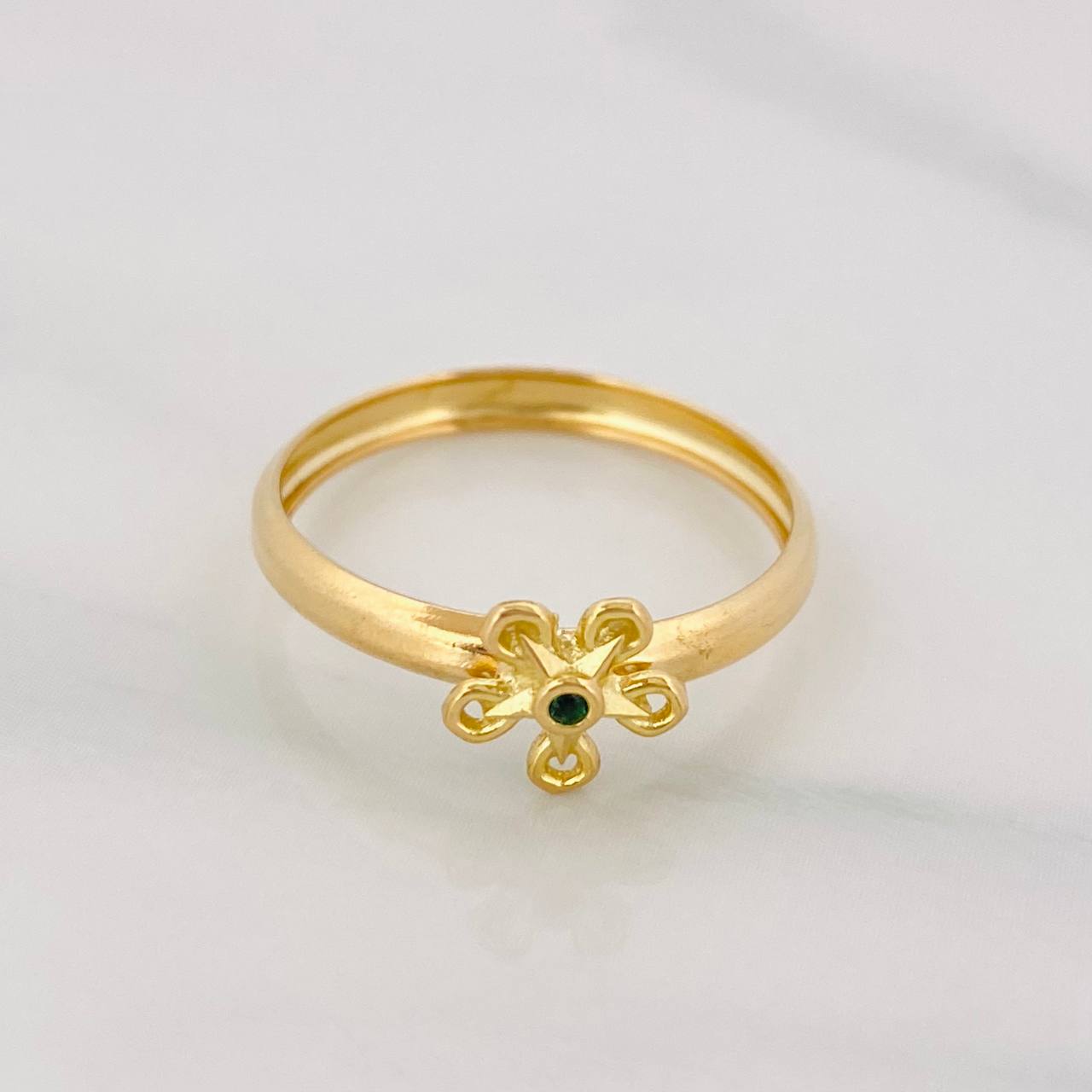 Flower Ring 1g / T7 1/2 Yellow Gold 18K
