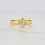 Anillo Trebol 1.4g / T7 1/4 Oro Amarillo 18K