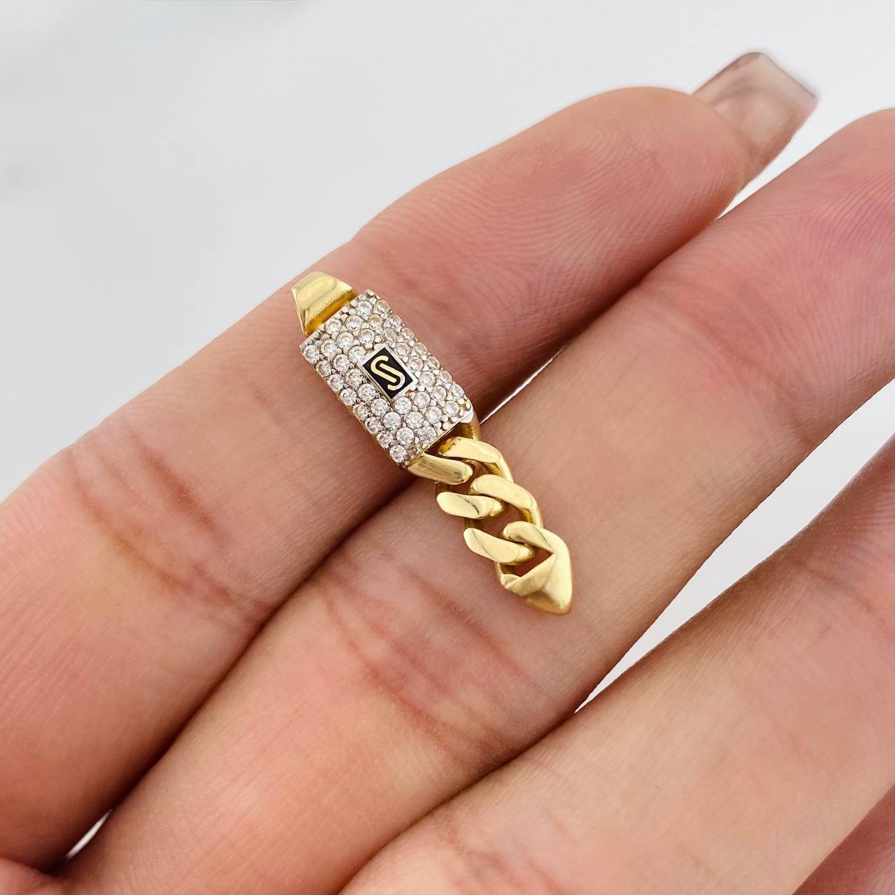 Cuban Infinity Pendant 1.55g / 3/4 in Two-Tone Yellow White 18K