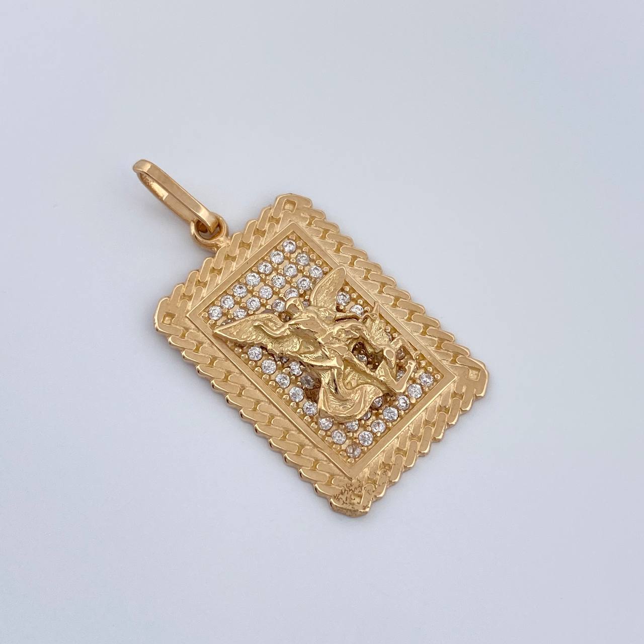 Dije San Miguel 3.5gr / 1 1/4 in / Oro Amarillo 18K &