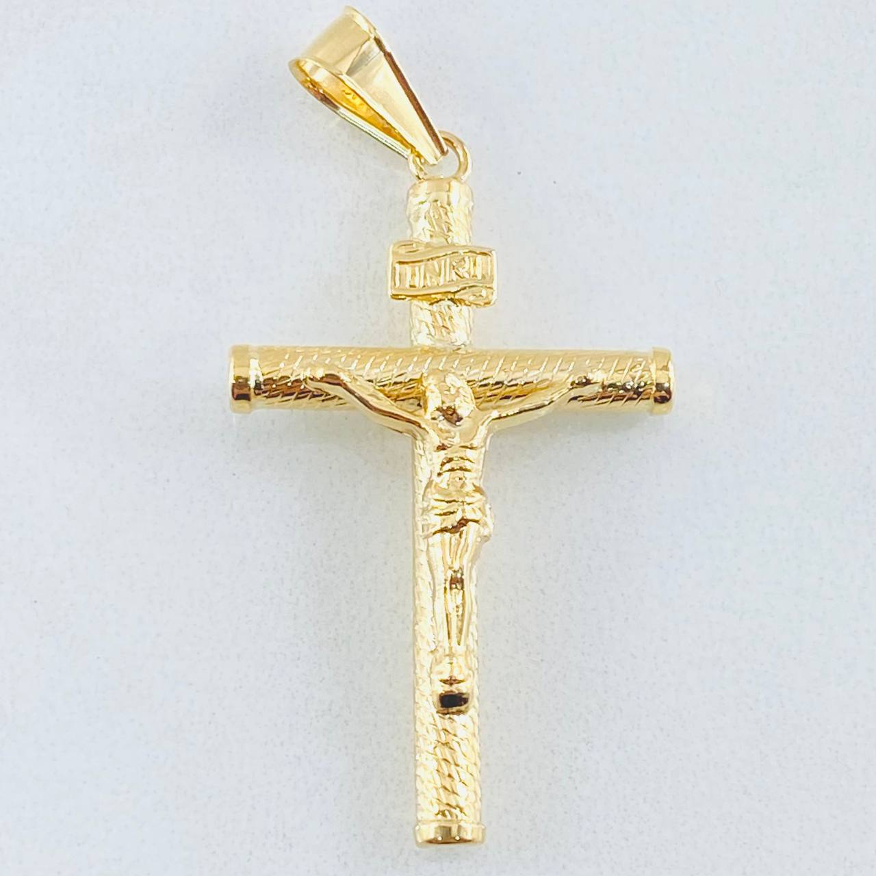 Pendant Cross Christ 1.7gr / 1.8in / 18K Gold