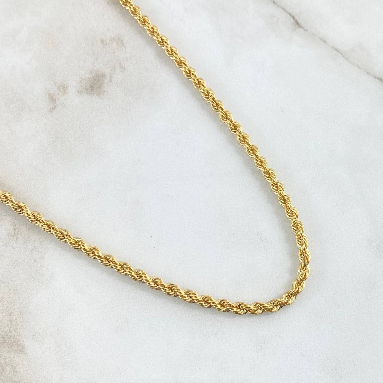 Cadena Lazo 7.9gr / 23 1/2 in / Oro Amarillo +3 18K