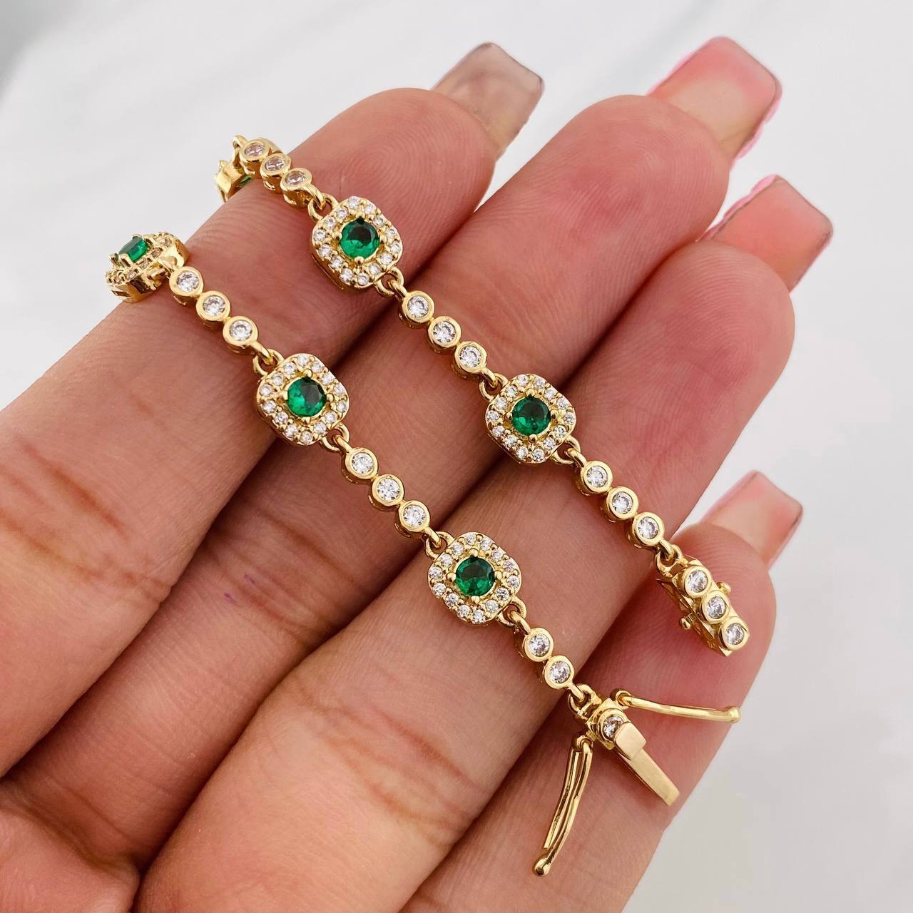 Bracelet Halo Tennis 9.5g / 7 in / 2.63mm Yellow Gold 18K