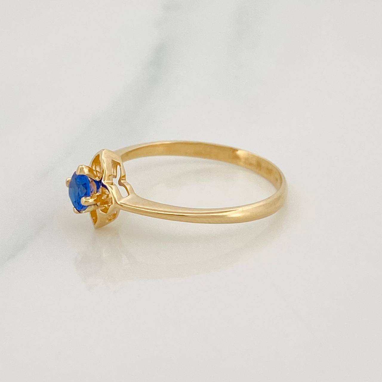 Flower Ring 1.85g / T7 Yellow Gold 18K