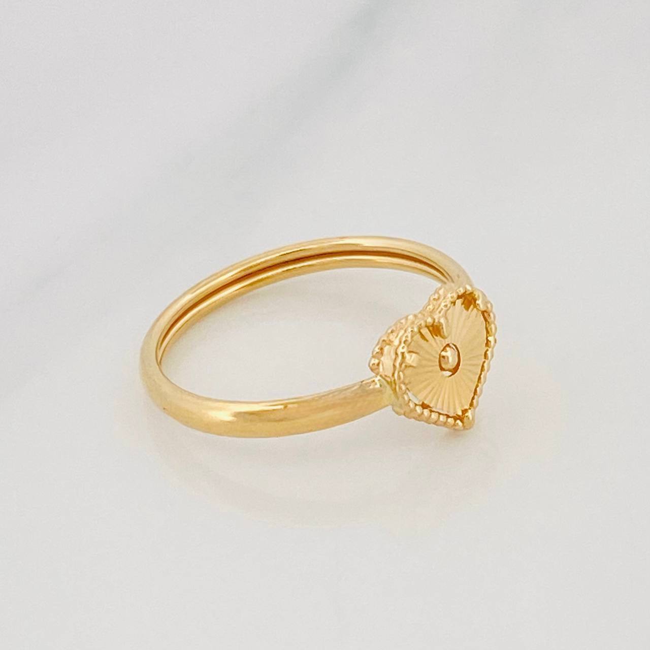 Anillo Corazon Diamantado 1.05g / T5 3/4 Oro Amarillo 18K