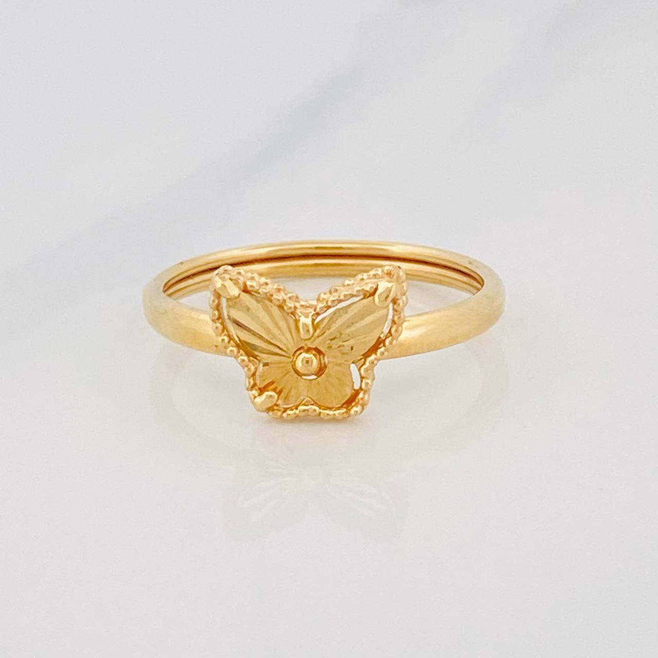 Anillo Mariposa Diamantado 1.1g / T4 3/4 Oro Amarillo 18K